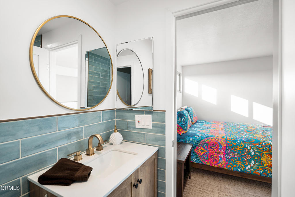 2947 Harbor Boulevard