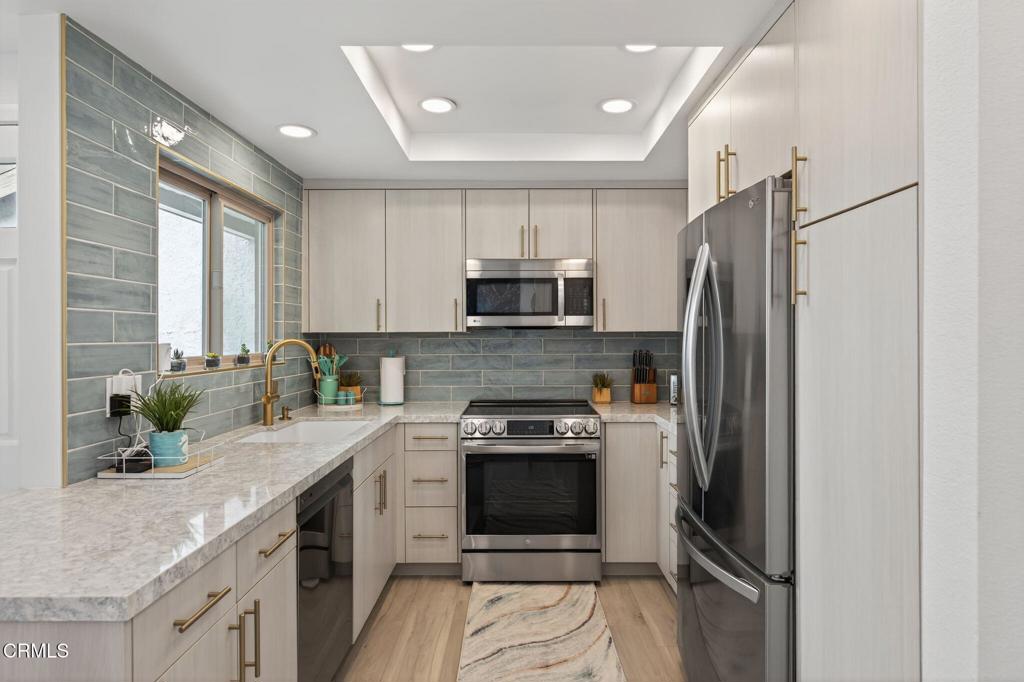 2947 Harbor Boulevard