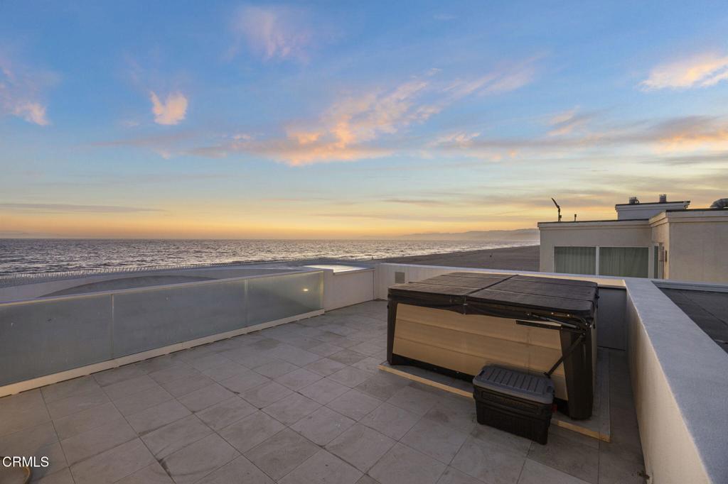 1211 Capri Way