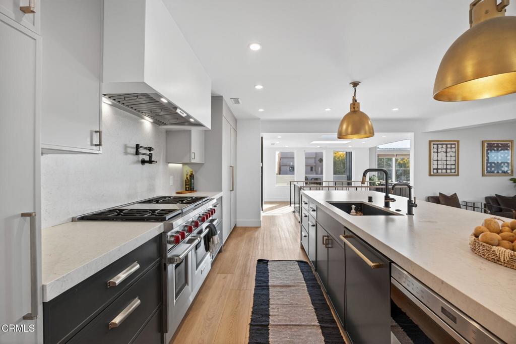 3256 Ocean Drive