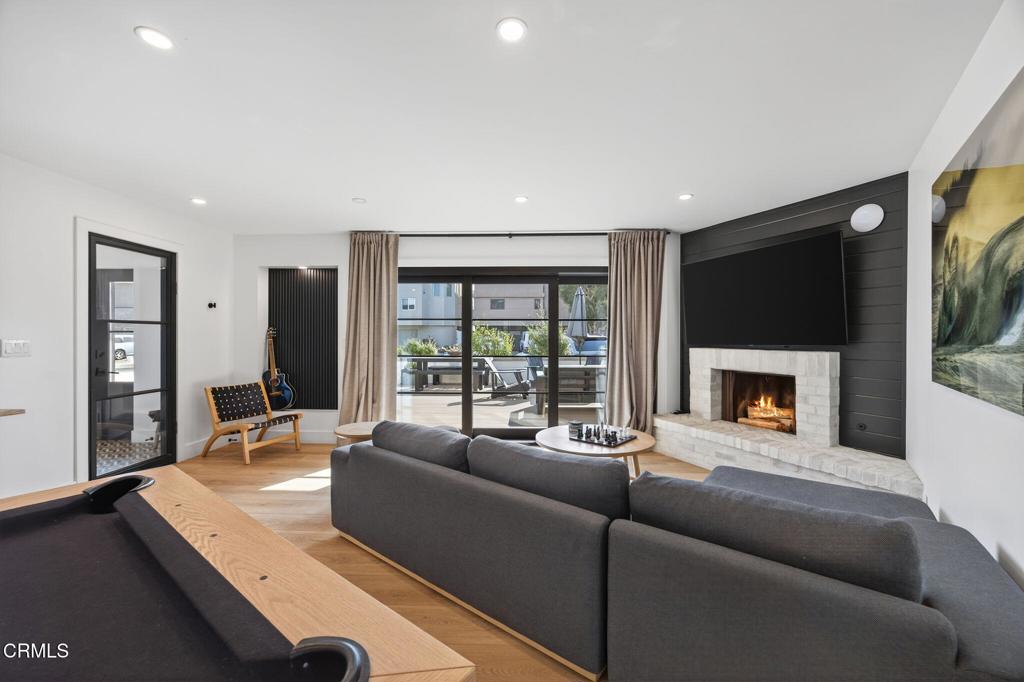 3256 Ocean Drive