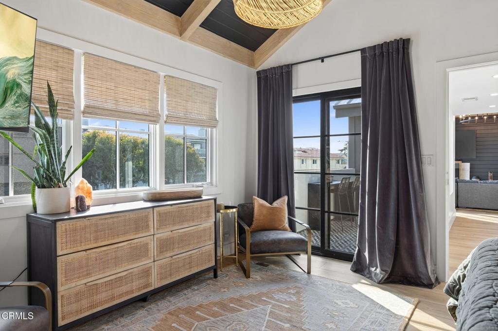 3256 Ocean Drive