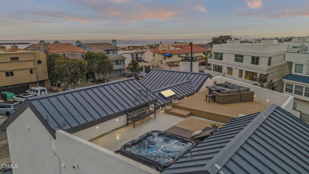 3256 Ocean Drive