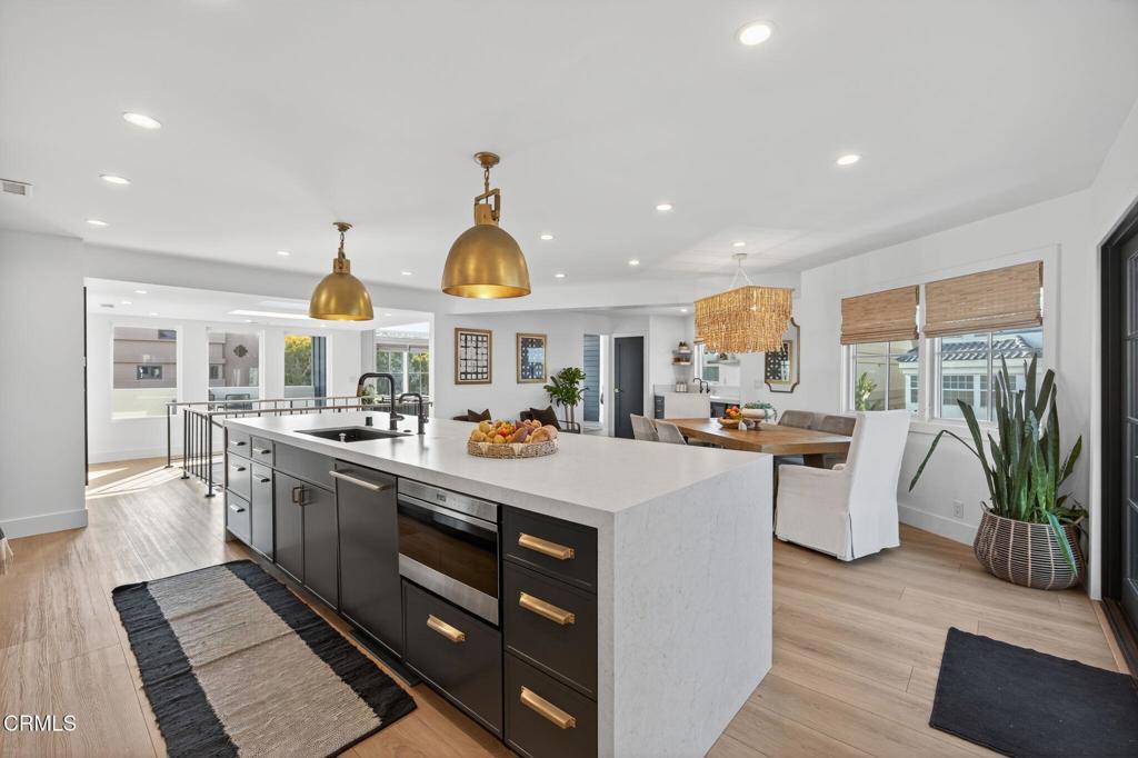3256 Ocean Drive