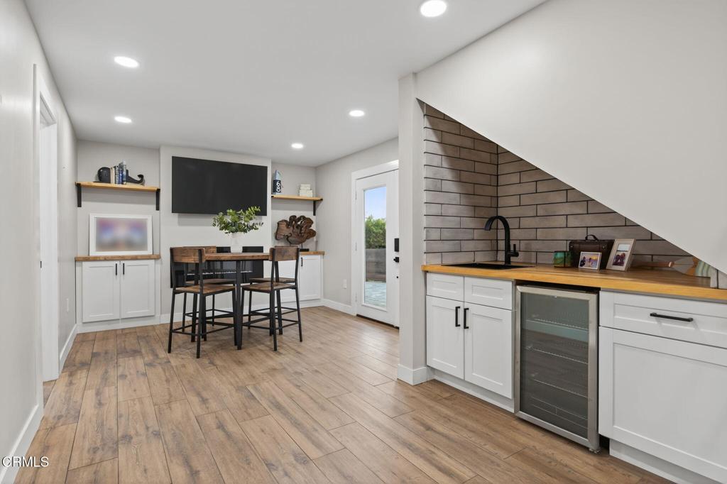 1199 New Bedford Court