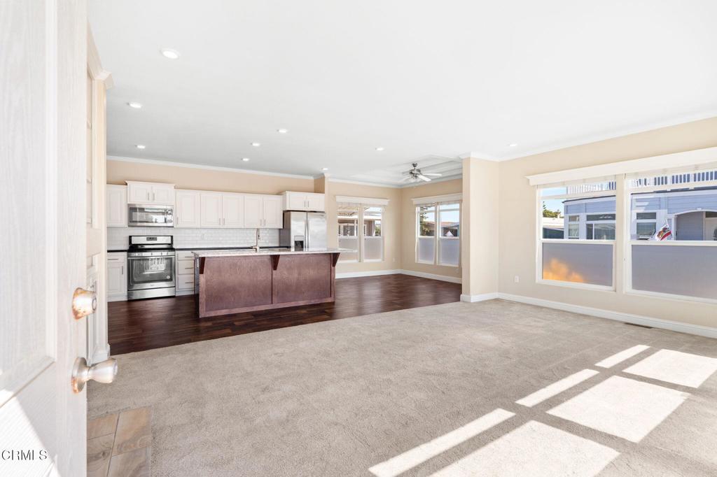 5540 W 5th Street 1
