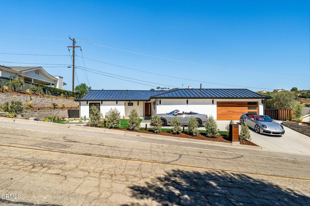 978 Colina Vista