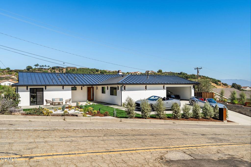 978 Colina Vista
