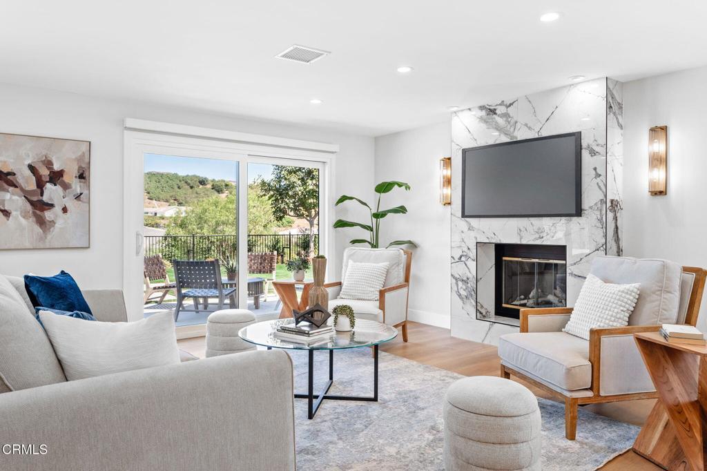 978 Colina Vista
