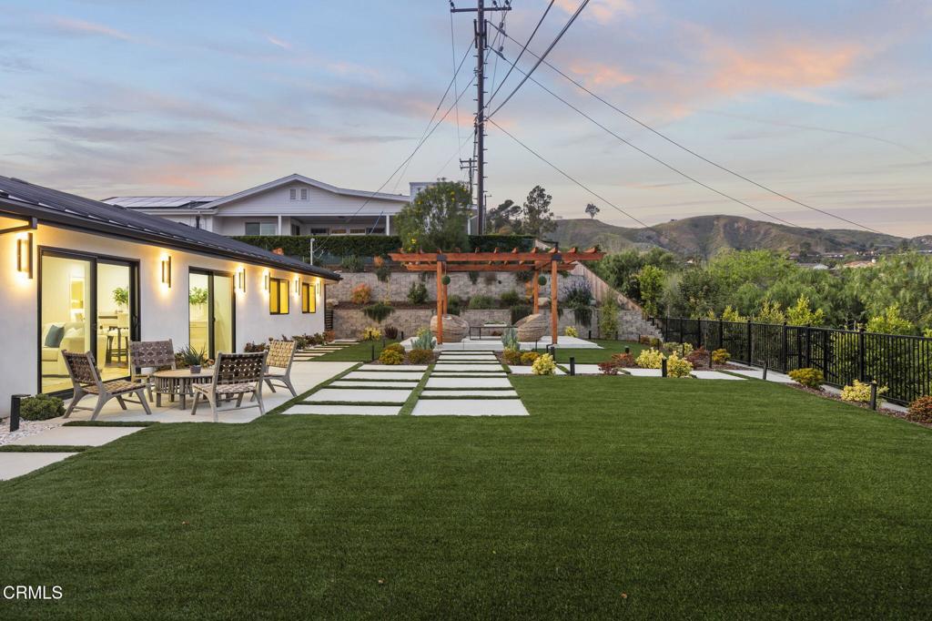978 Colina Vista