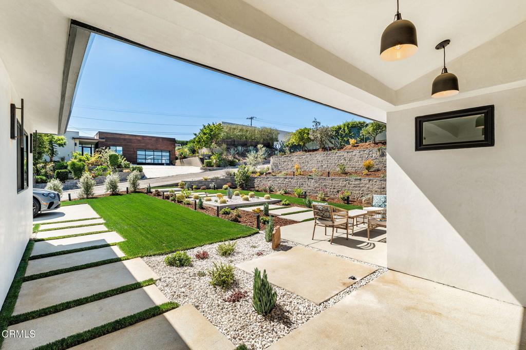 978 Colina Vista