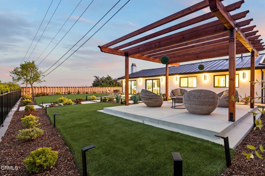 978 Colina Vista