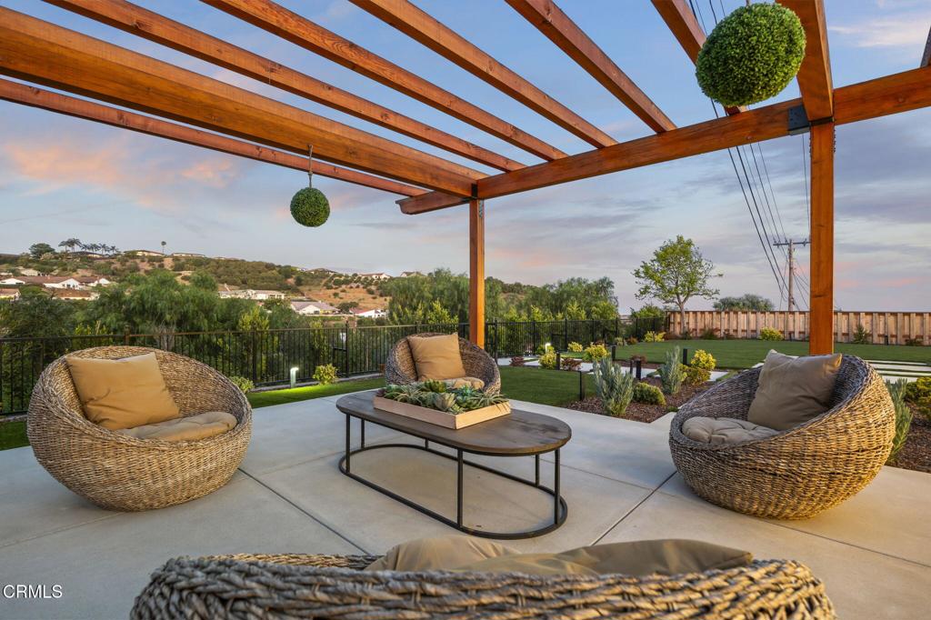 978 Colina Vista