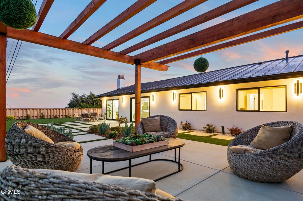 978 Colina Vista