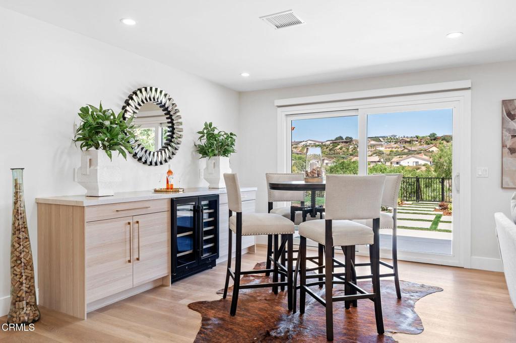 978 Colina Vista