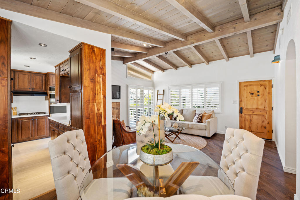 3715 Sunset Lane