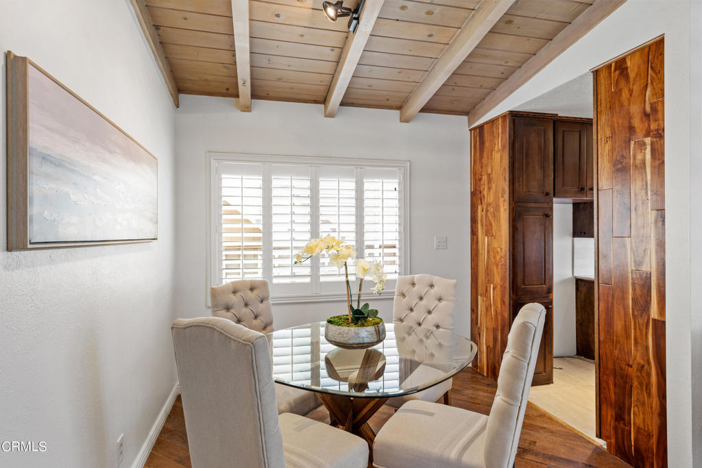 3715 Sunset Lane