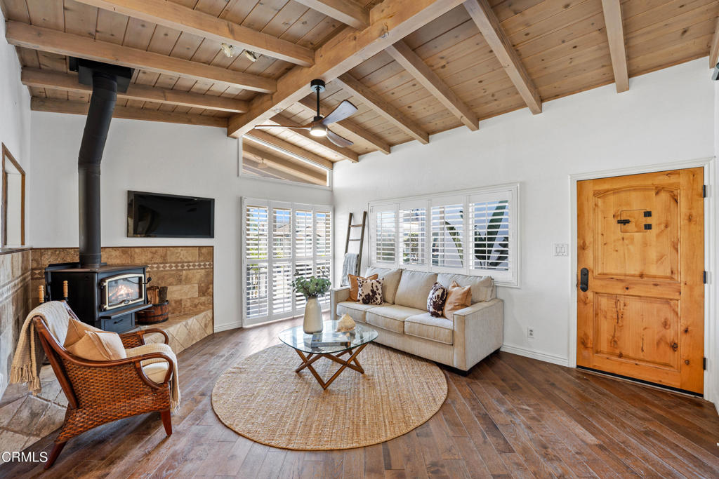 3715 Sunset Lane