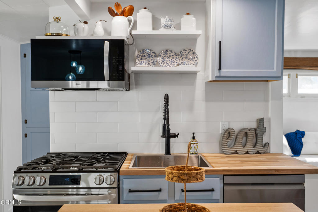 136 Los Angeles Avenue