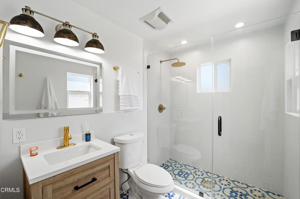 136 Los Angeles Avenue