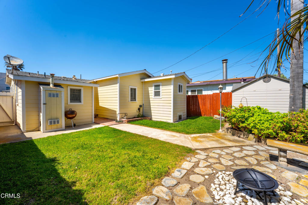 136 Los Angeles Avenue