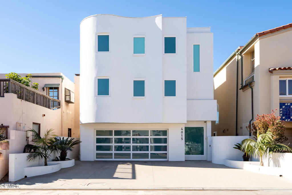 4015 Ocean Drive