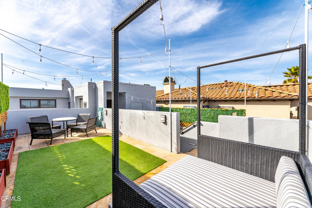 1417 Marine Way