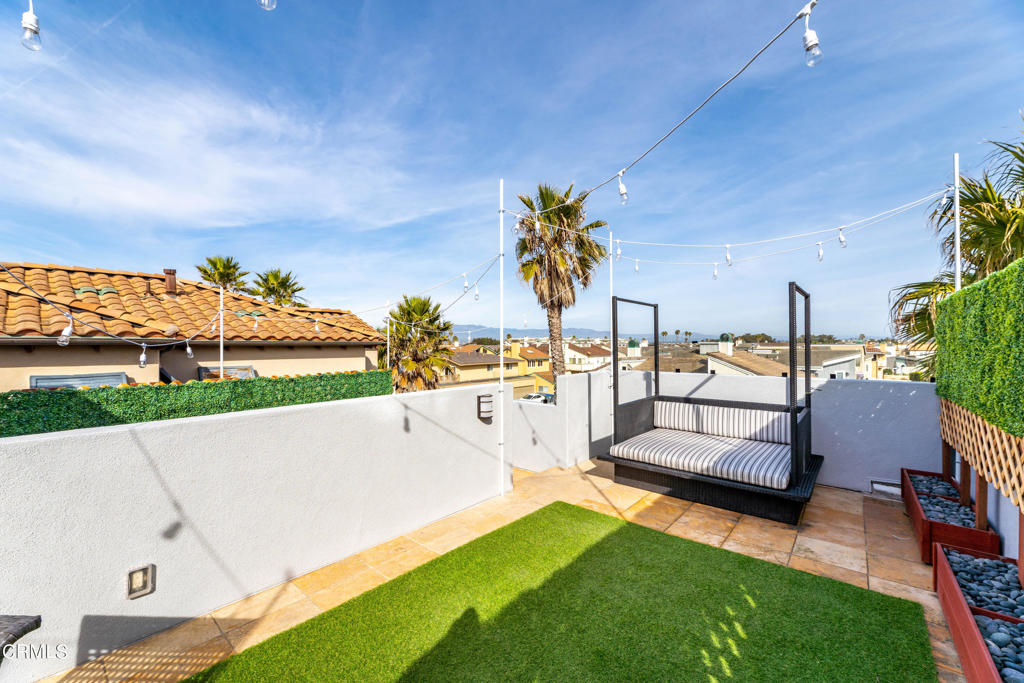 1417 Marine Way