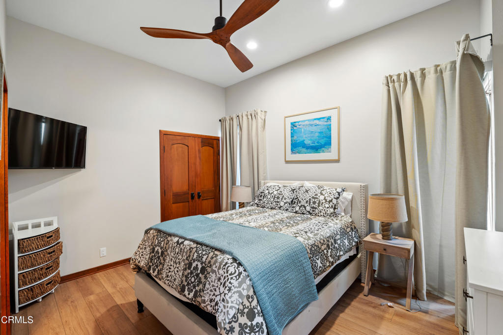 1417 Marine Way