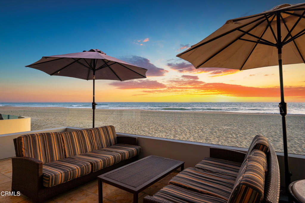 1417 Marine Way