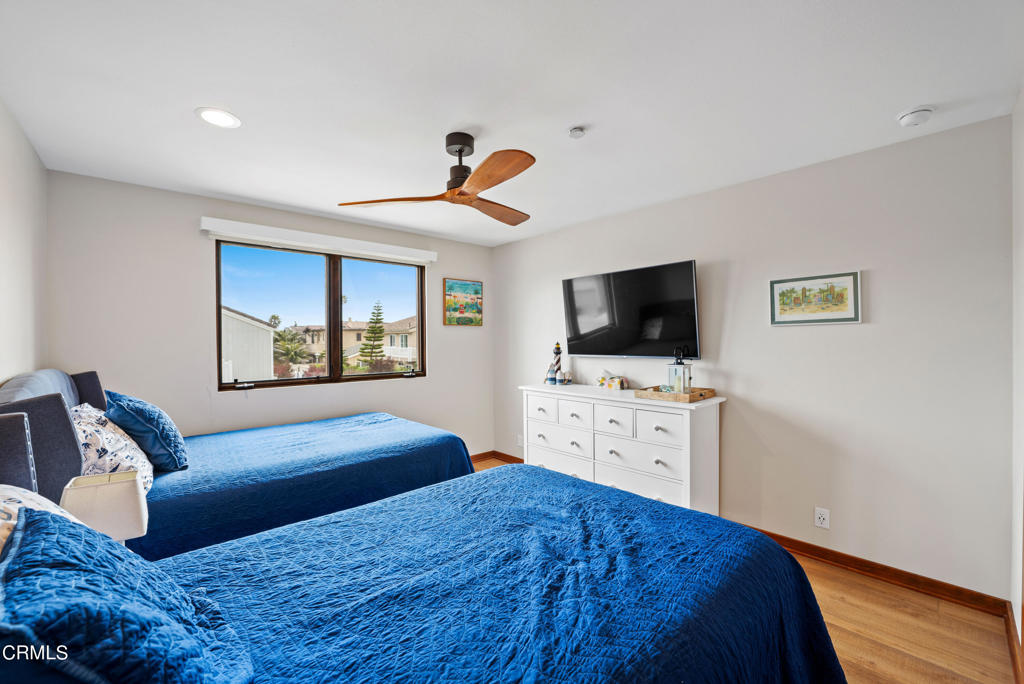 1417 Marine Way