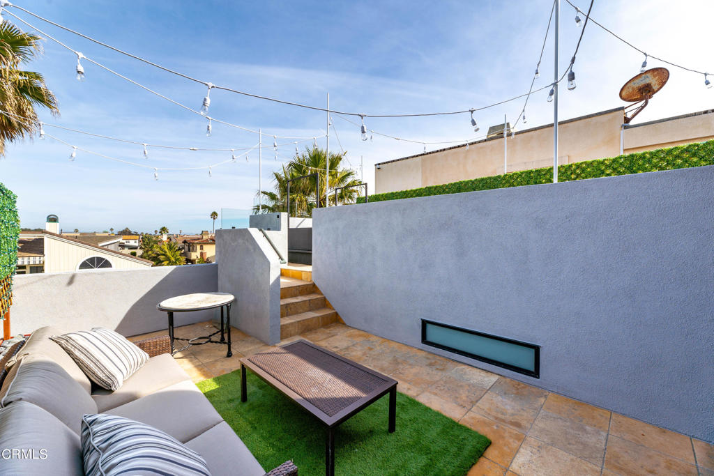 1417 Marine Way