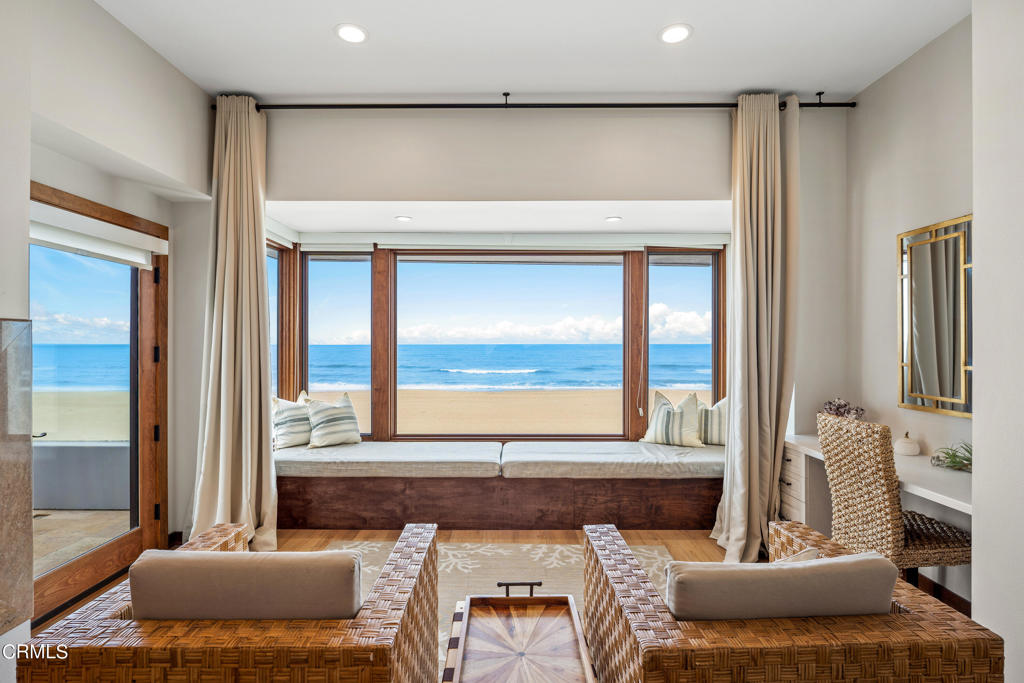 1417 Marine Way