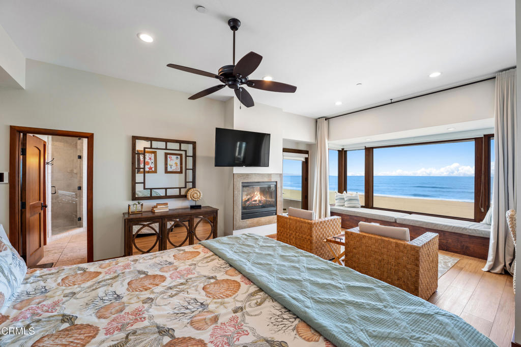 1417 Marine Way