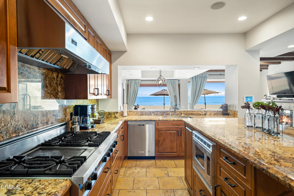 1417 Marine Way