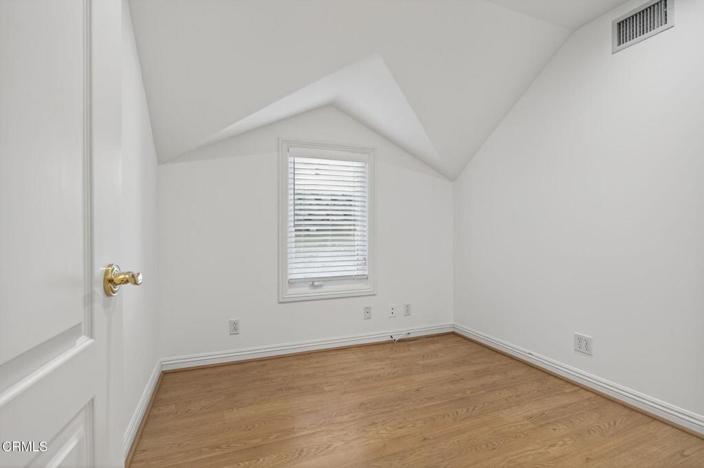 124 San Nicholas Avenue