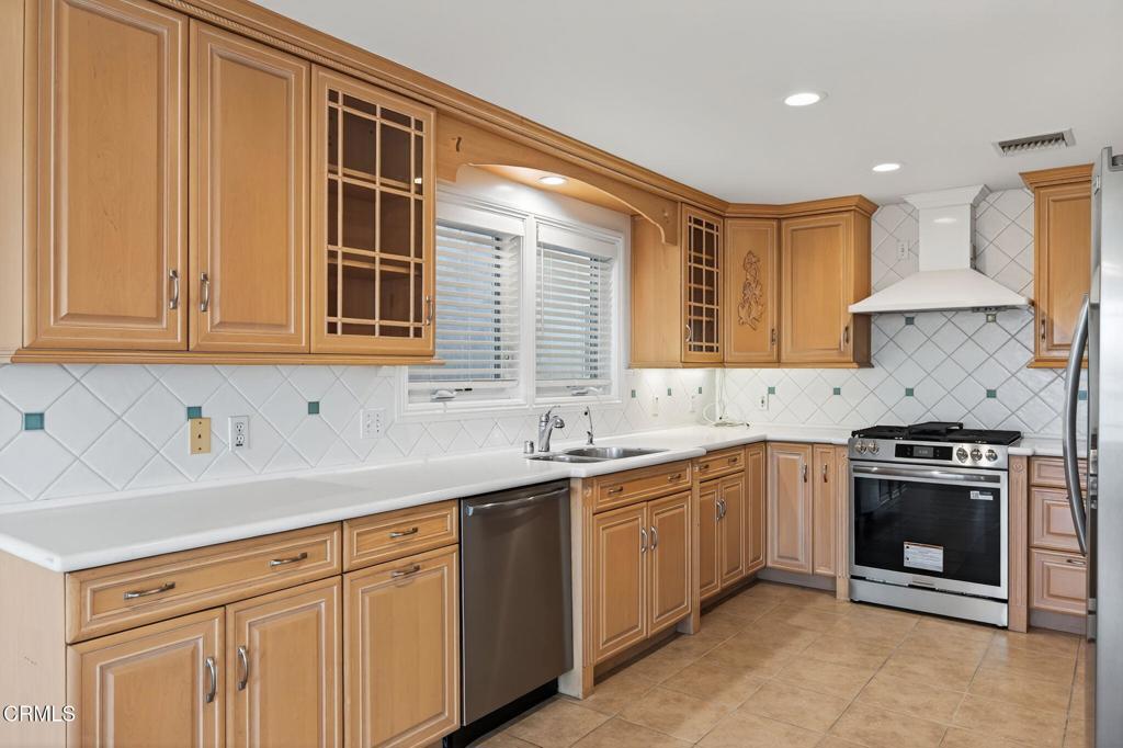 124 San Nicholas Avenue