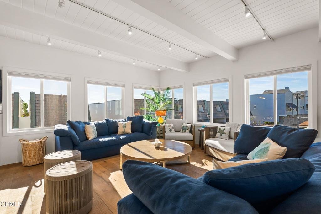 11770 Pacific Coast Highway U