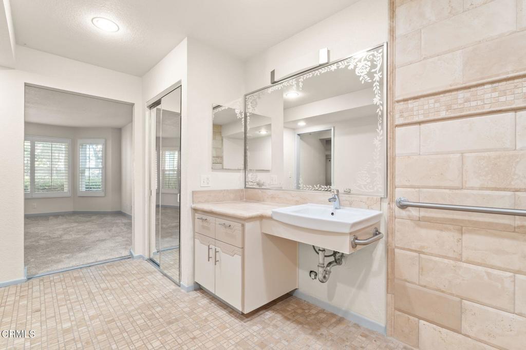 2202 Martinique Lane