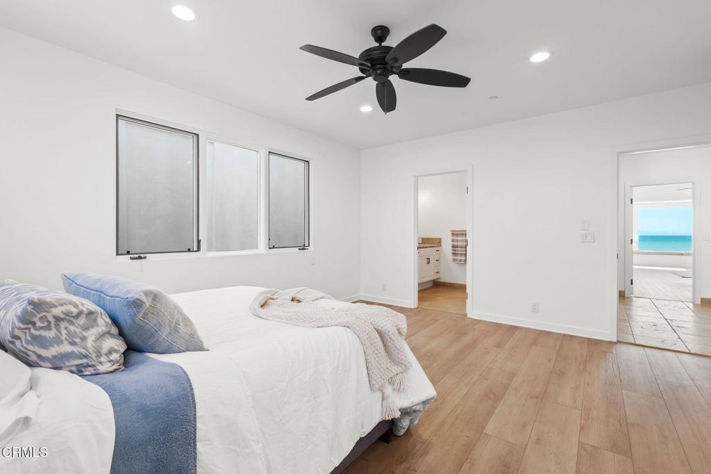 1417 Marine Way