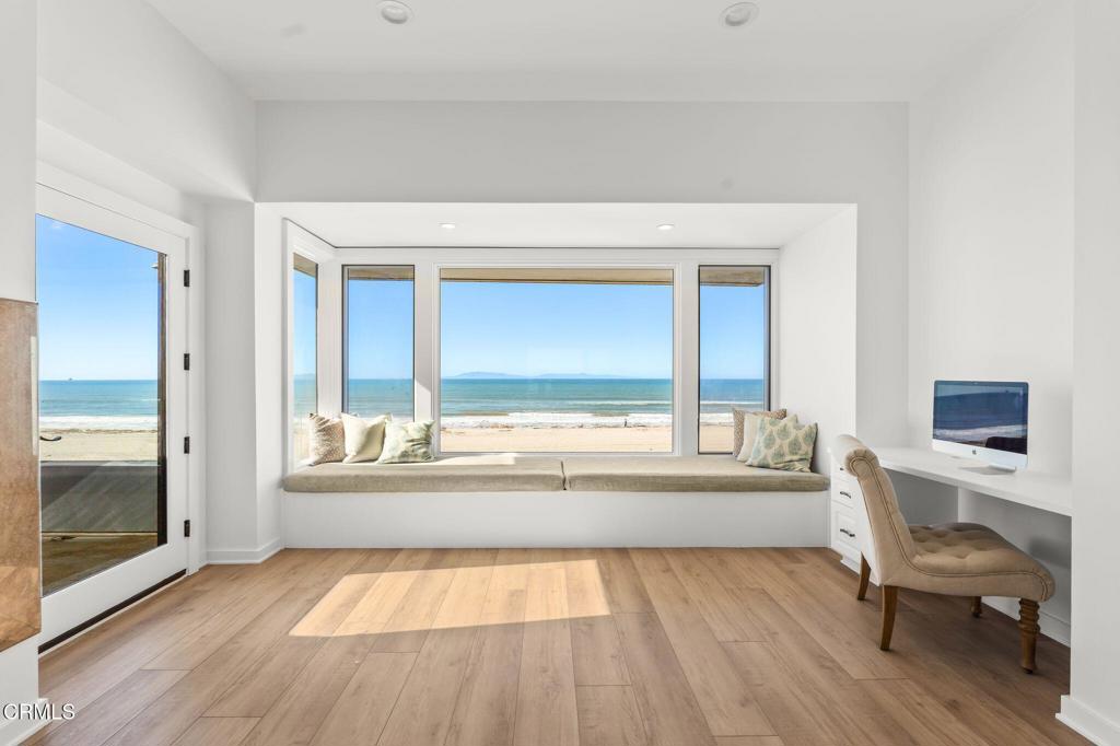 1417 Marine Way
