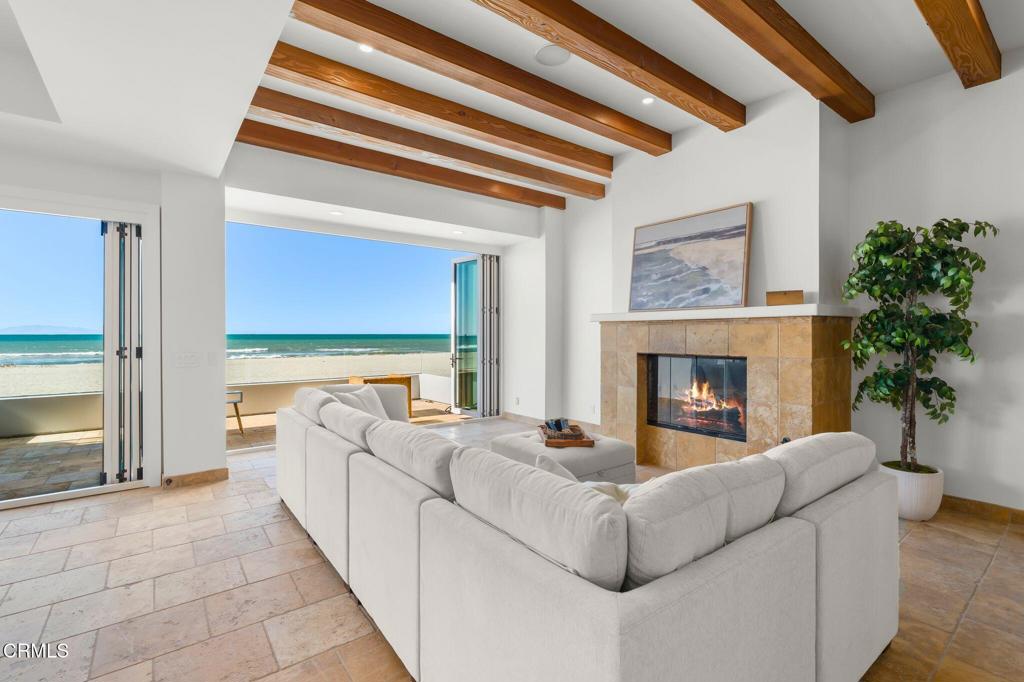 1417 Marine Way