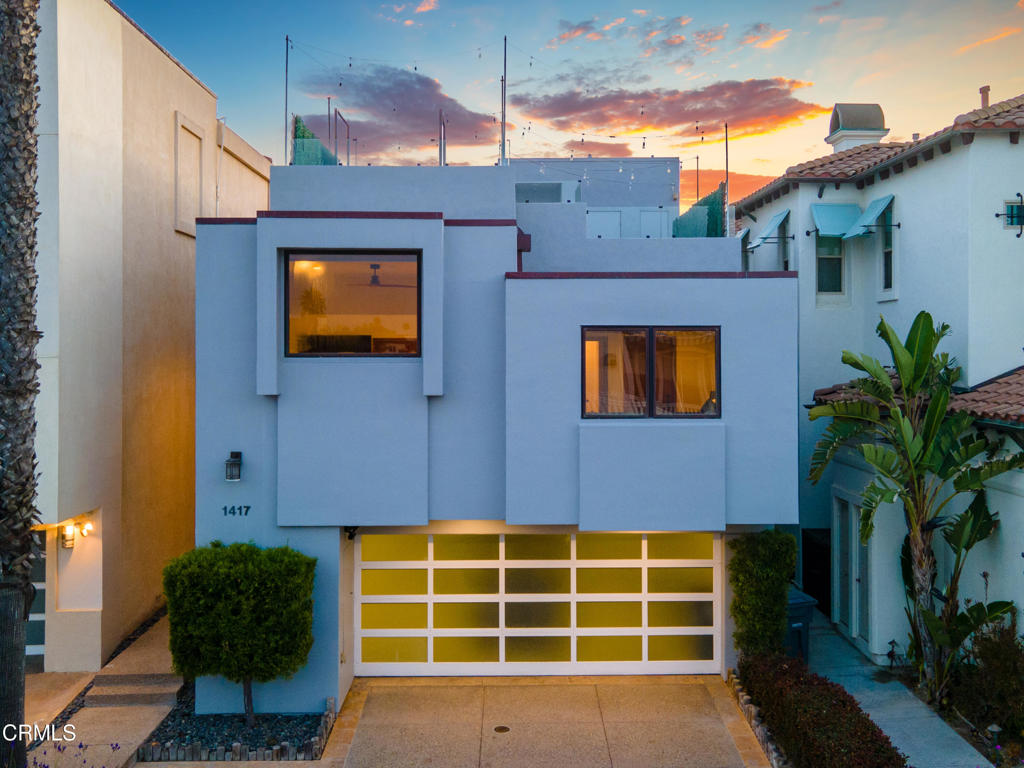 1417 Marine Way