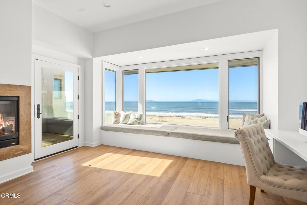 1417 Marine Way