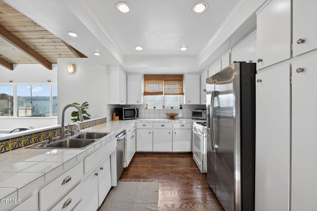 137 Santa Monica Avenue