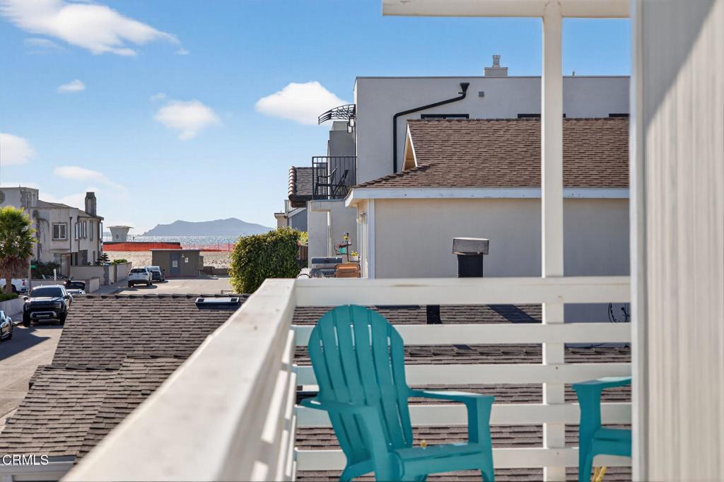 137 Santa Monica Avenue