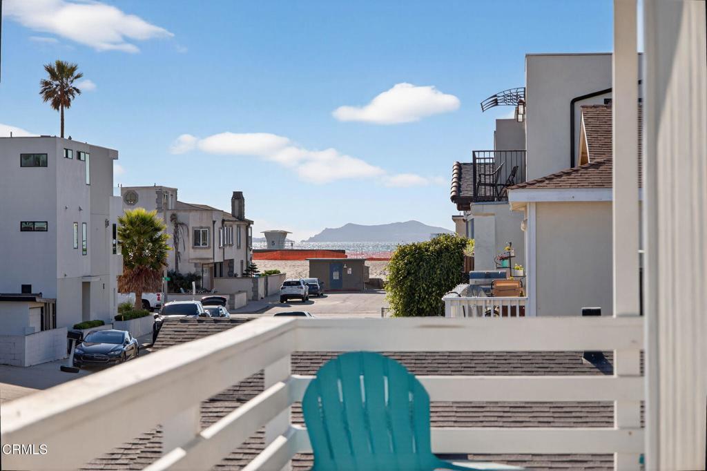 137 Santa Monica Avenue