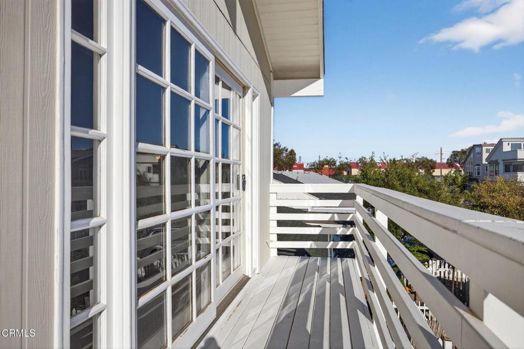 137 Santa Monica Avenue