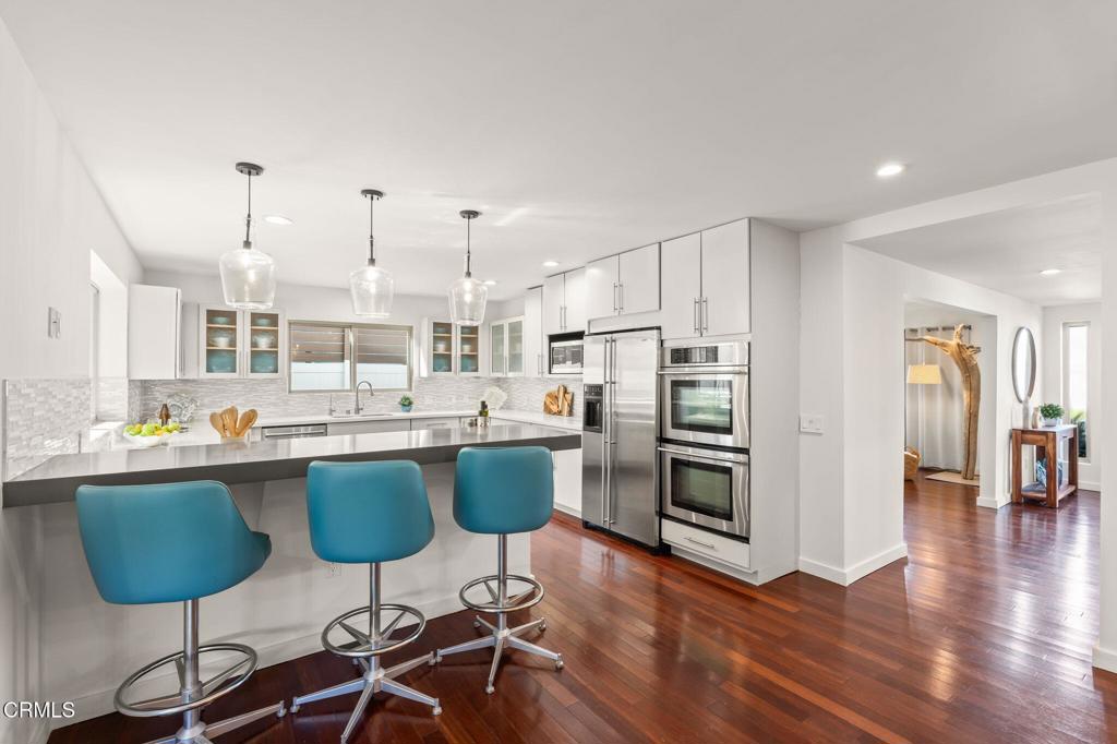 5000 Island View Street