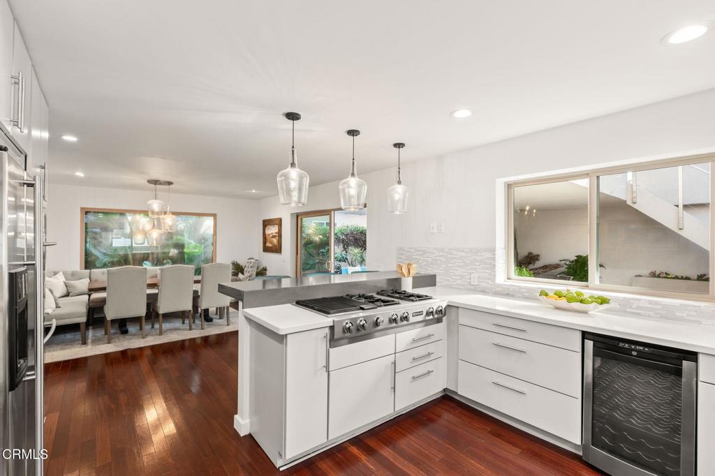 5000 Island View Street